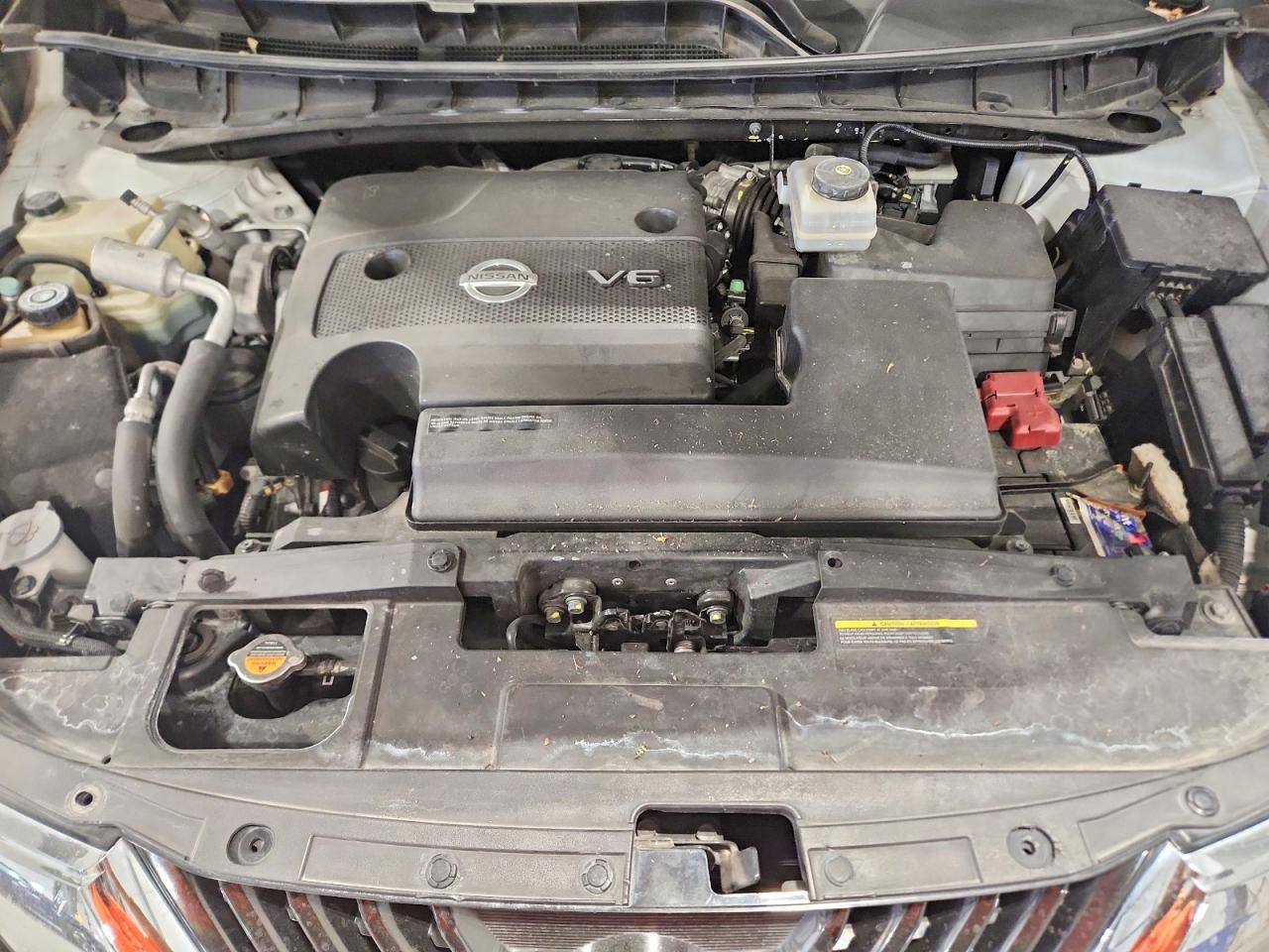 2015 NISSAN MURANO S photo 23