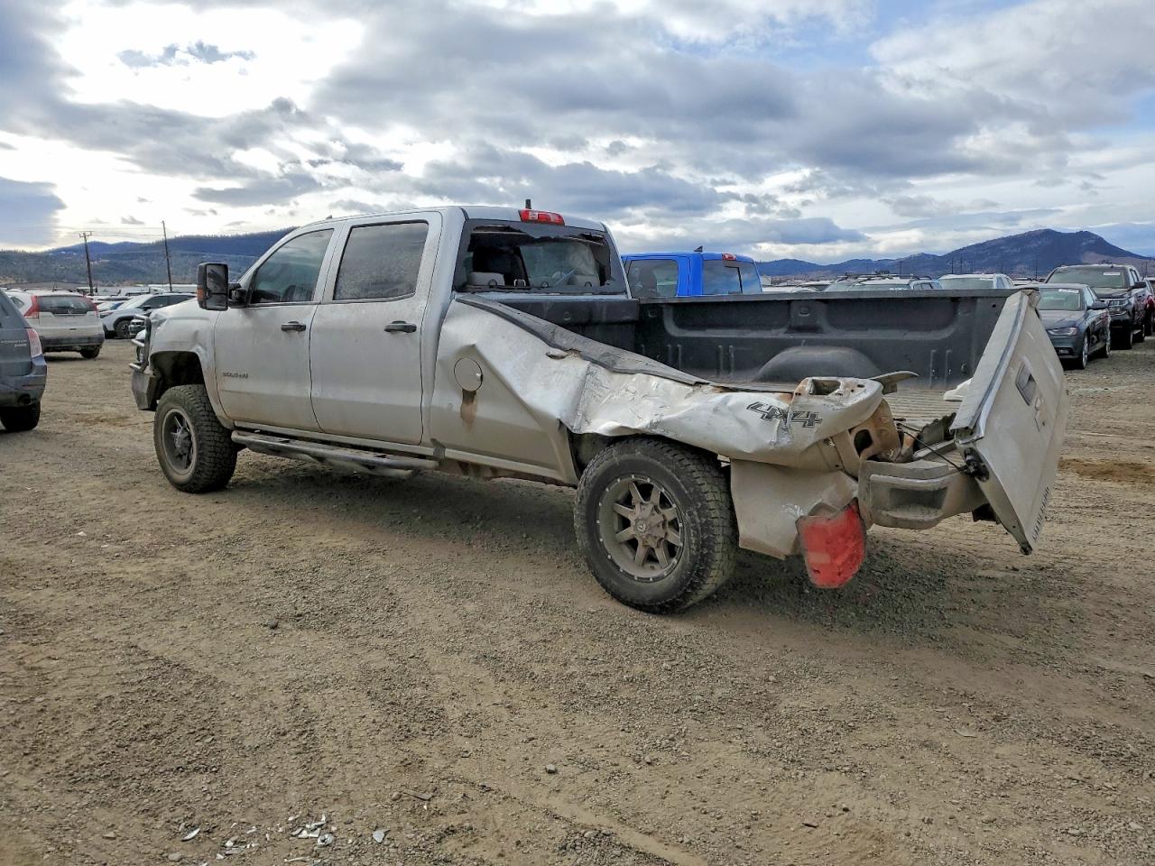 2018 CHEVROLET SILVERADO K2500 HEAVY DUTY photo 5