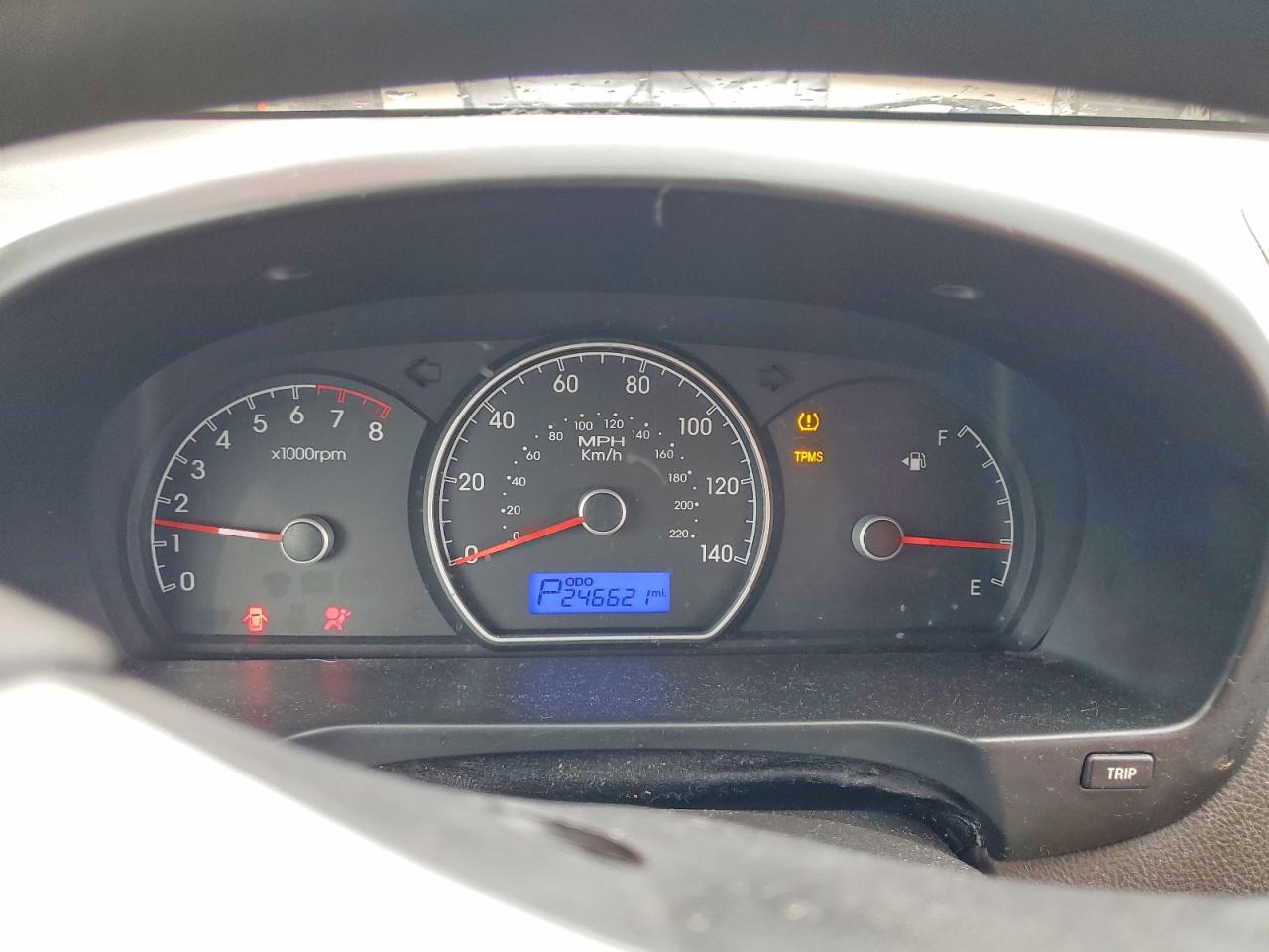 2010 HYUNDAI ELANTRA BLUE photo 9