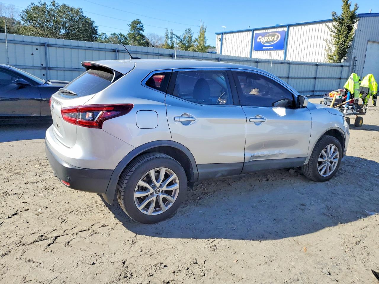 2020 NISSAN ROGUE SPORT S photo 3
