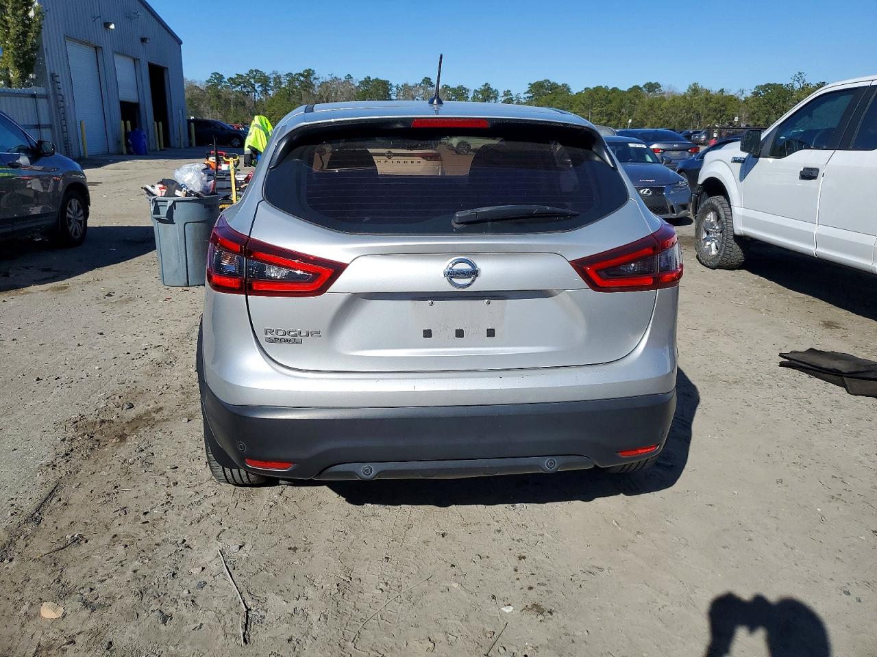 2020 NISSAN ROGUE SPORT S photo 6