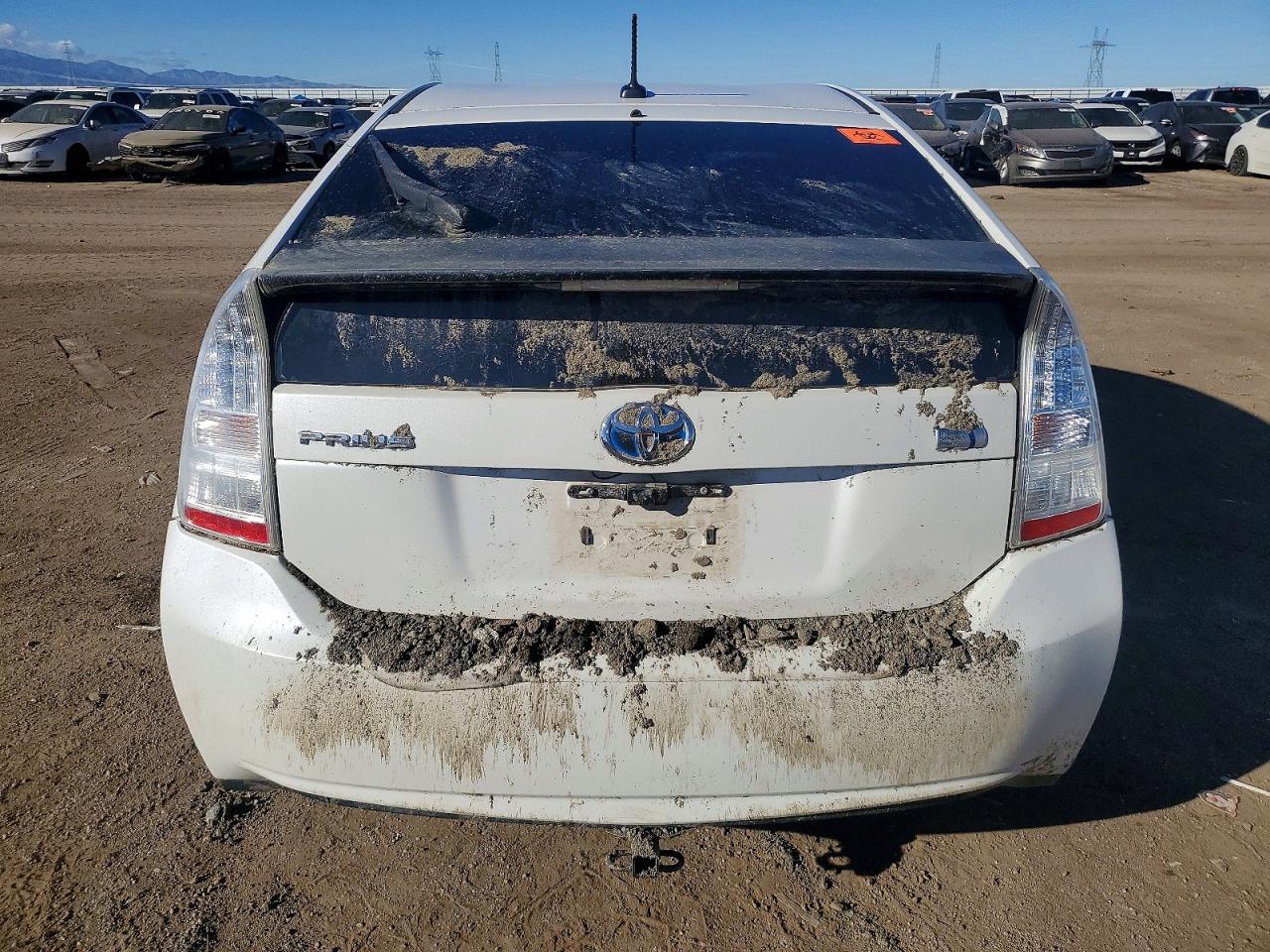 2011 TOYOTA PRIUS photo 11