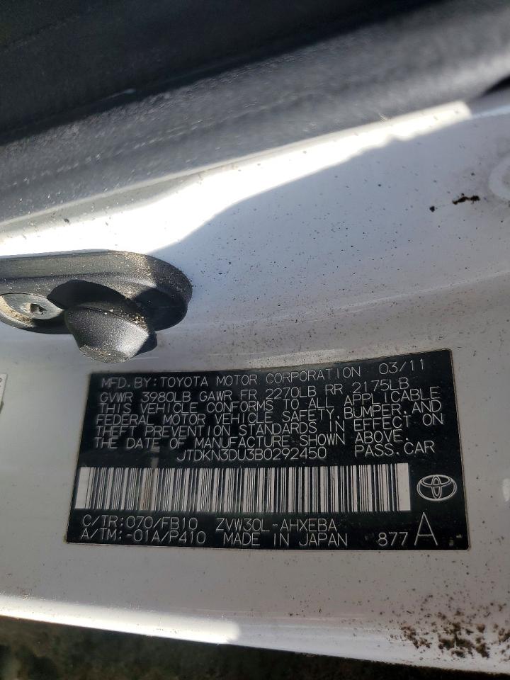2011 TOYOTA PRIUS photo 23