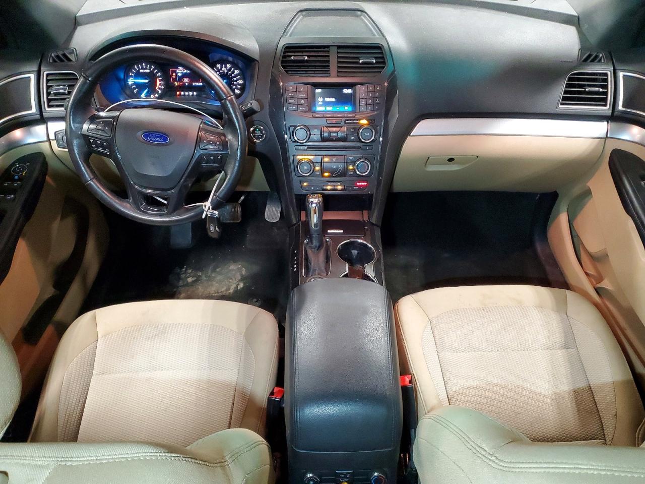 2016 FORD EXPLORER XLT photo 8