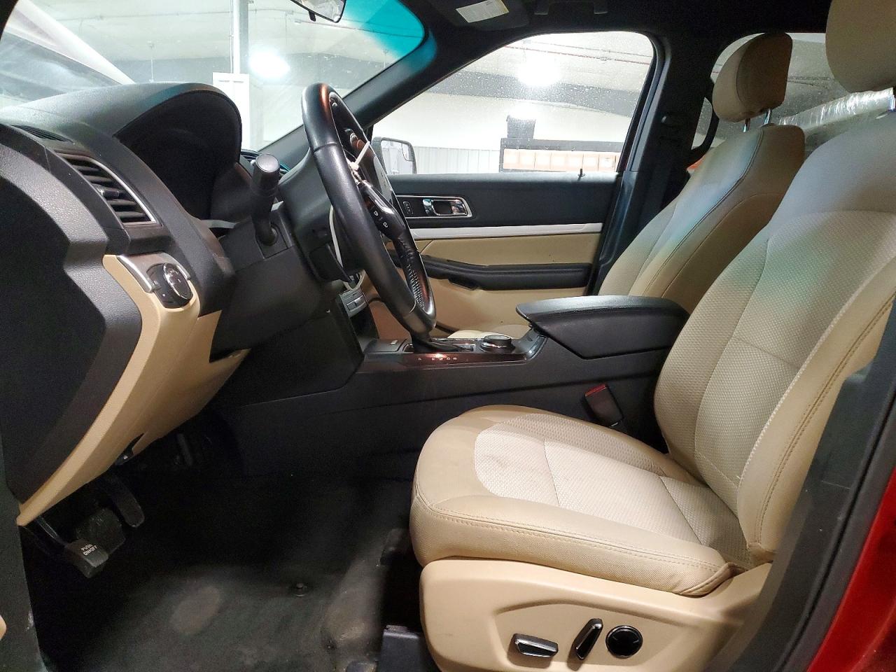 2016 FORD EXPLORER XLT photo 7