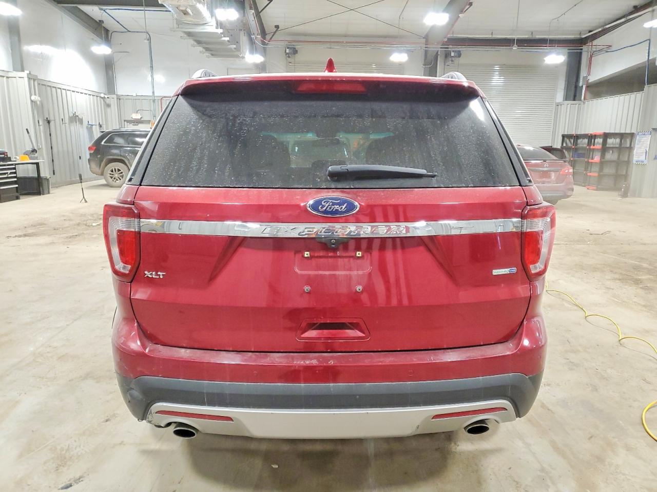2016 FORD EXPLORER XLT photo 6