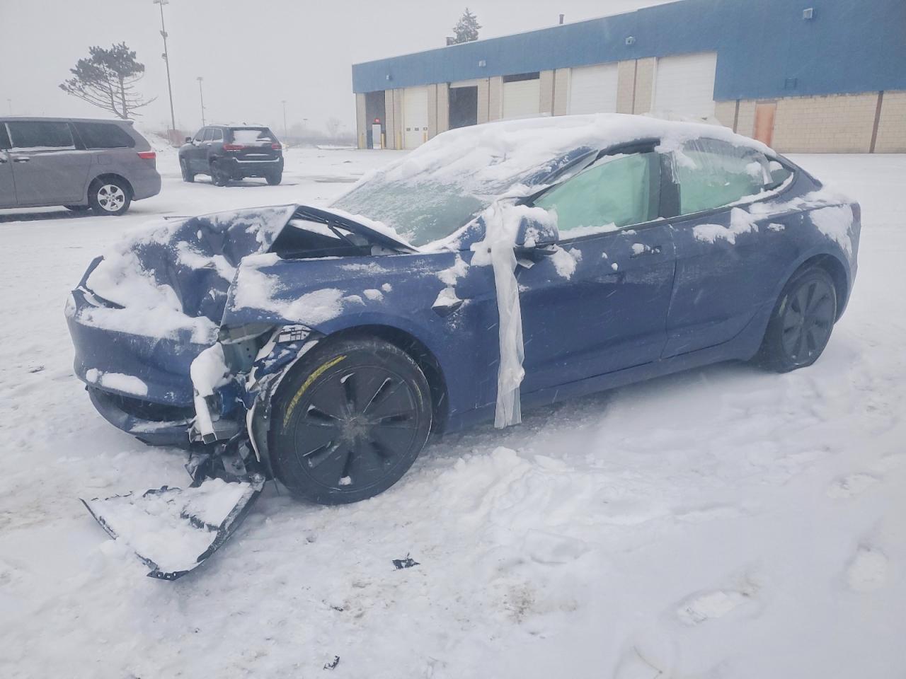 2024 TESLA MODEL 3