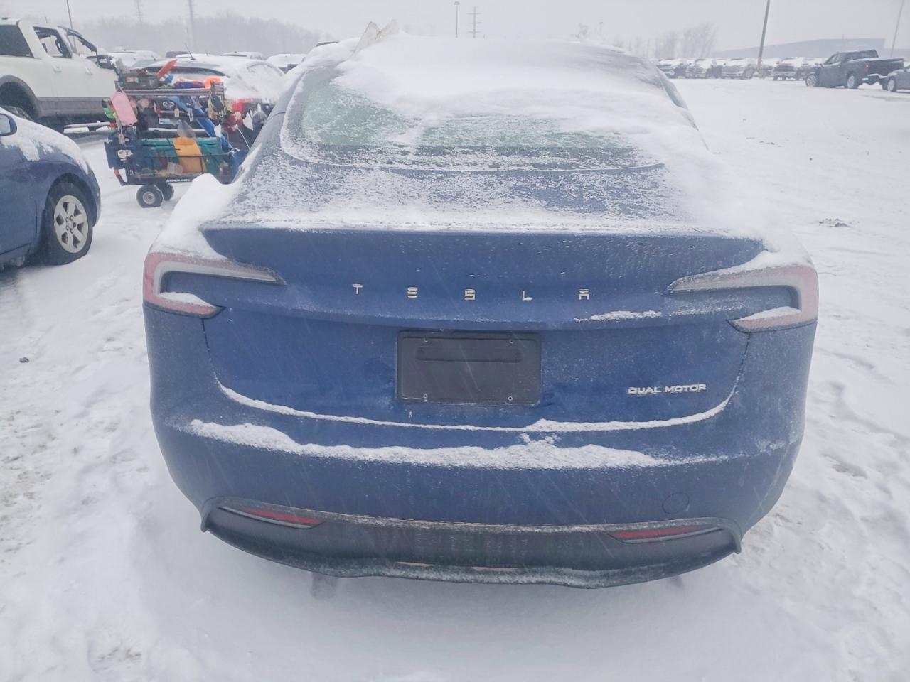 2024 TESLA MODEL 3 photo 6
