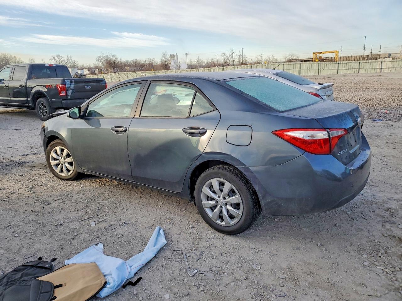 2016 TOYOTA COROLLA L photo 3