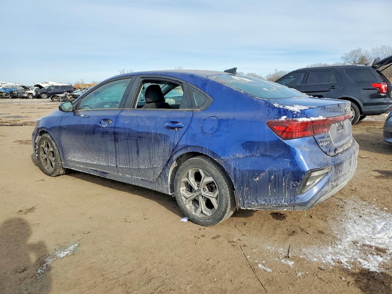 2019 KIA FORTE FE photo 3
