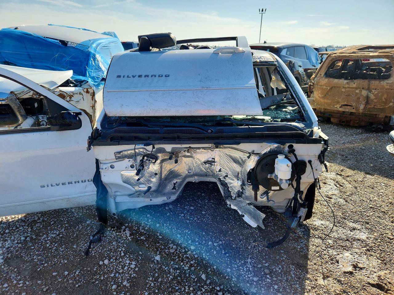 2017 CHEVROLET SILVERADO photo 13