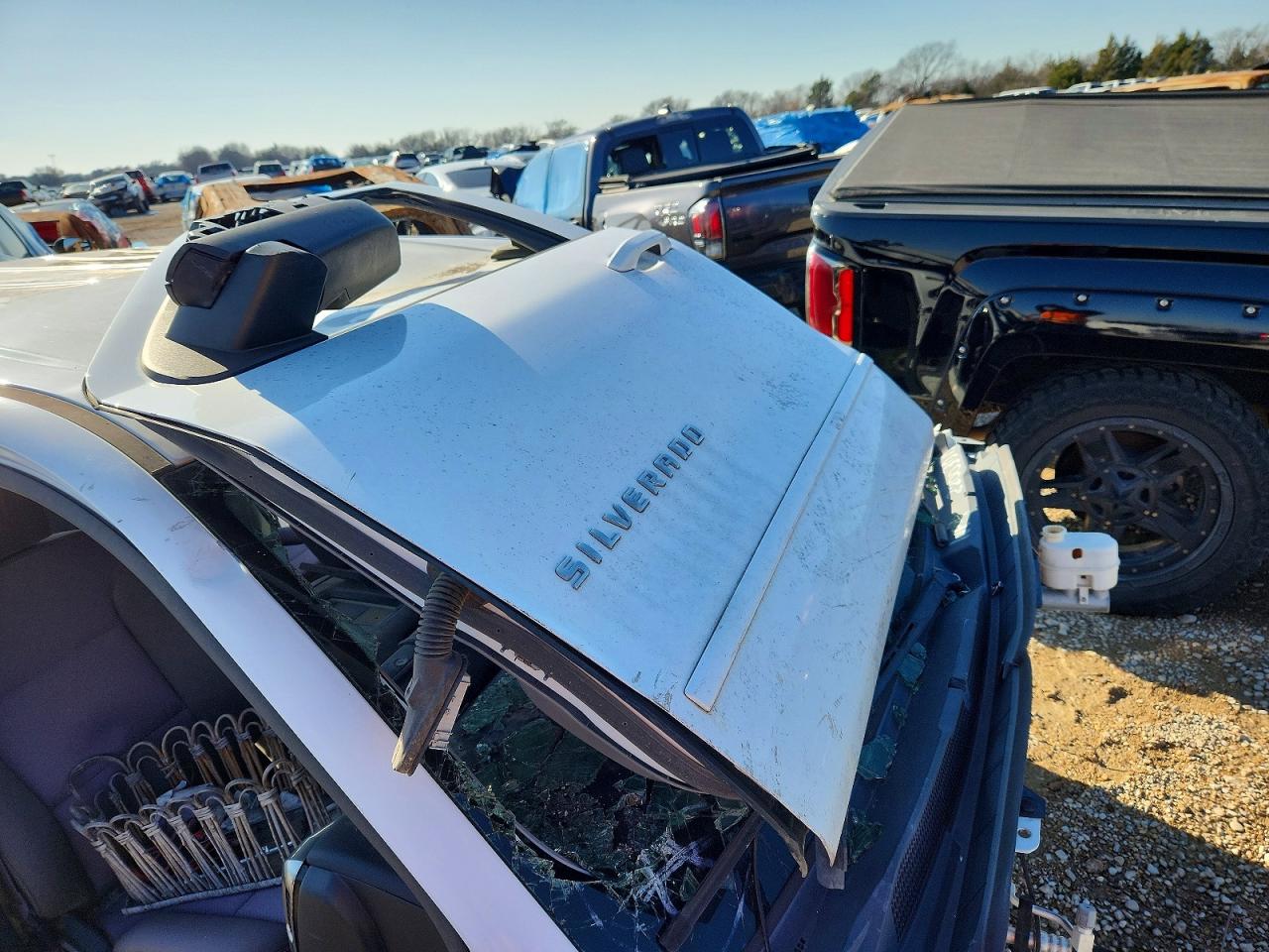 2017 CHEVROLET SILVERADO photo 34