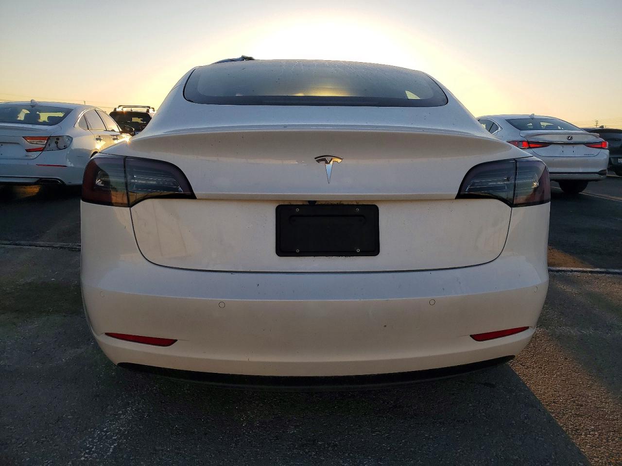 2022 TESLA MODEL 3 photo 11