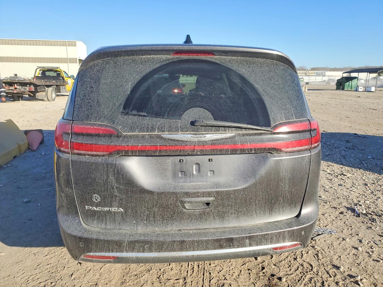 2023 CHRYSLER PACIFICA TOURING L photo 6