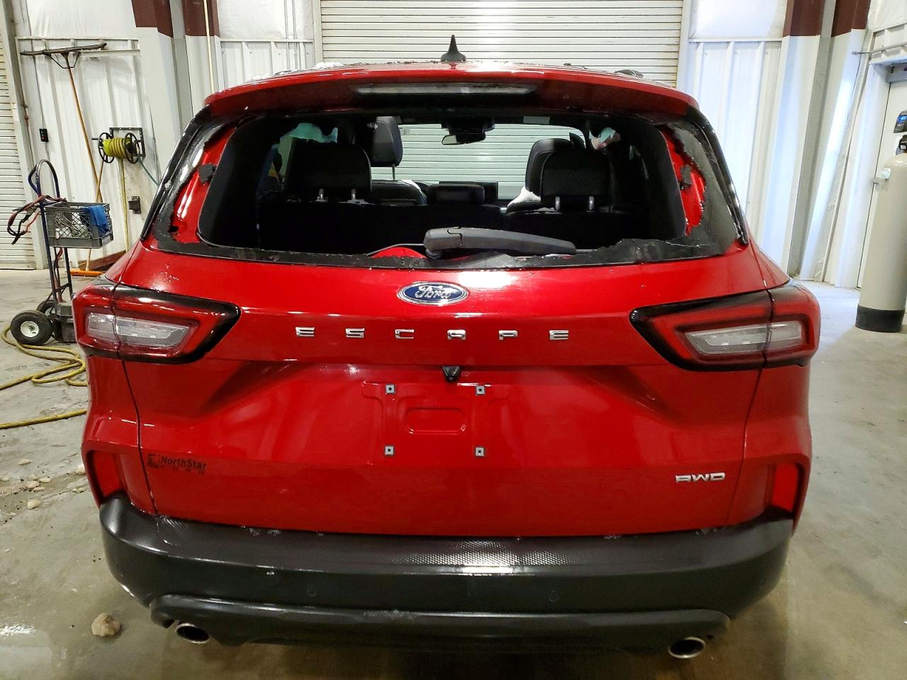 2025 FORD ESCAPE ST LINE photo 16
