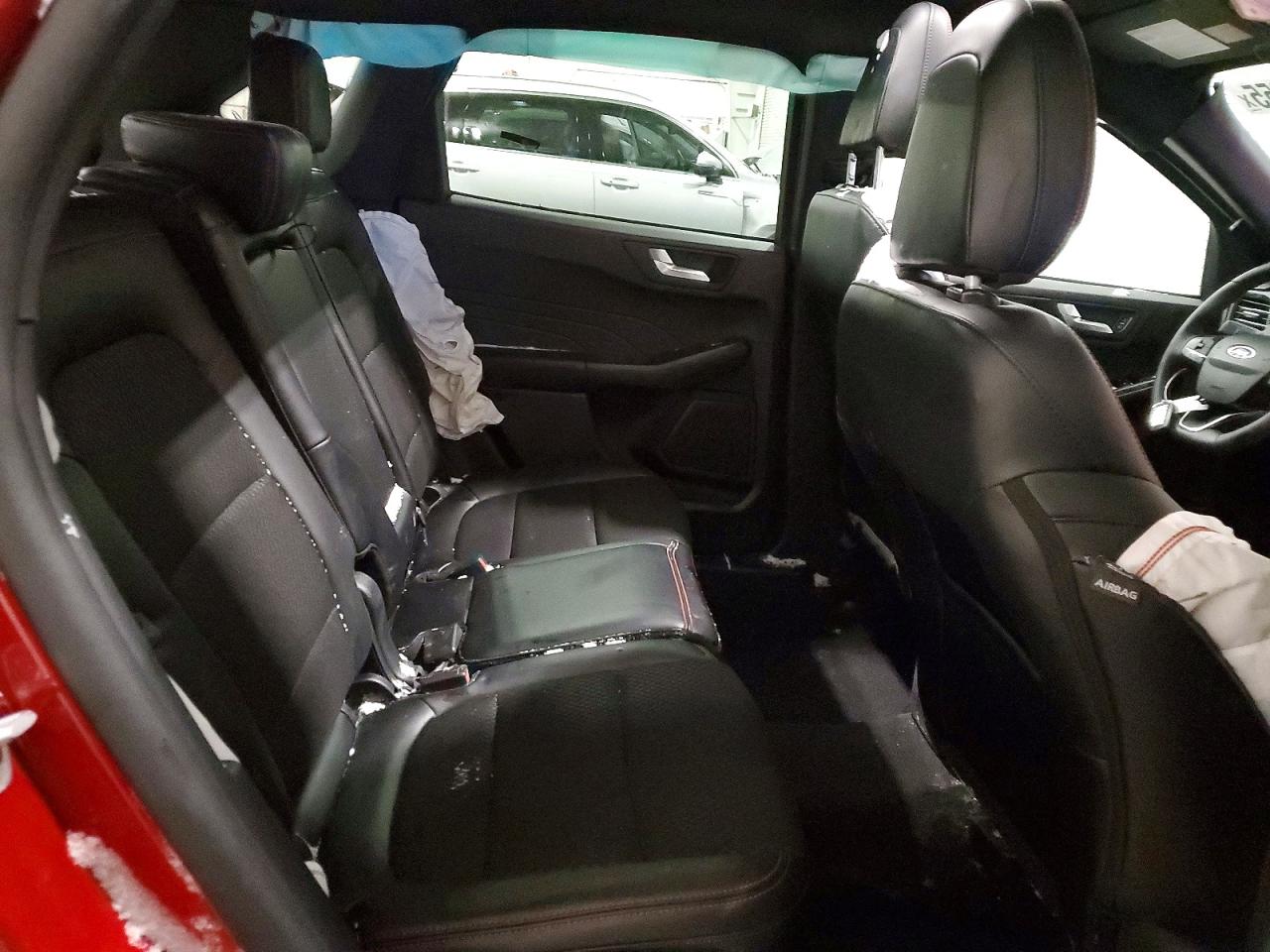 2025 FORD ESCAPE ST LINE photo 31