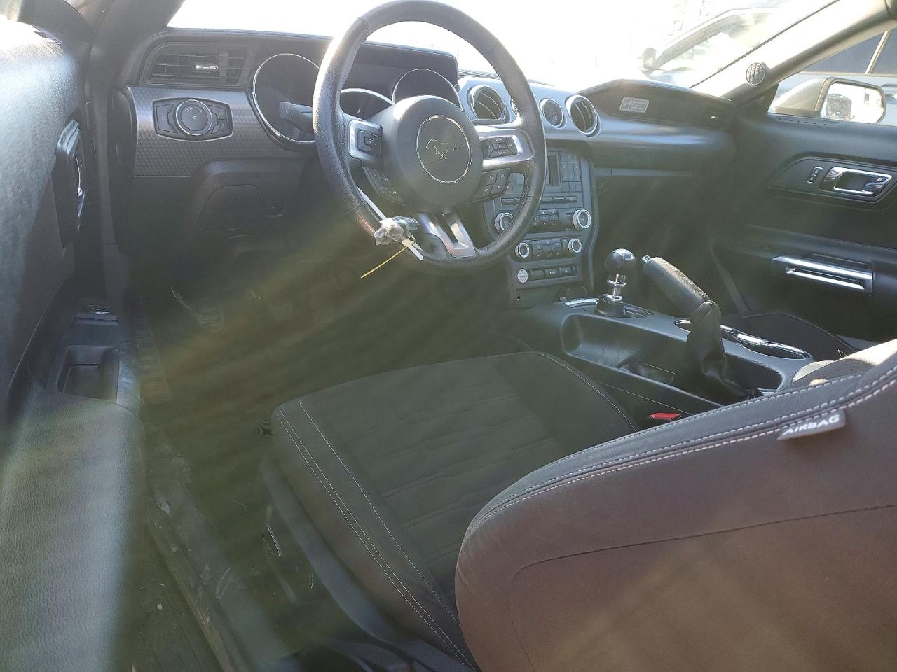 2015 FORD MUSTANG photo 22