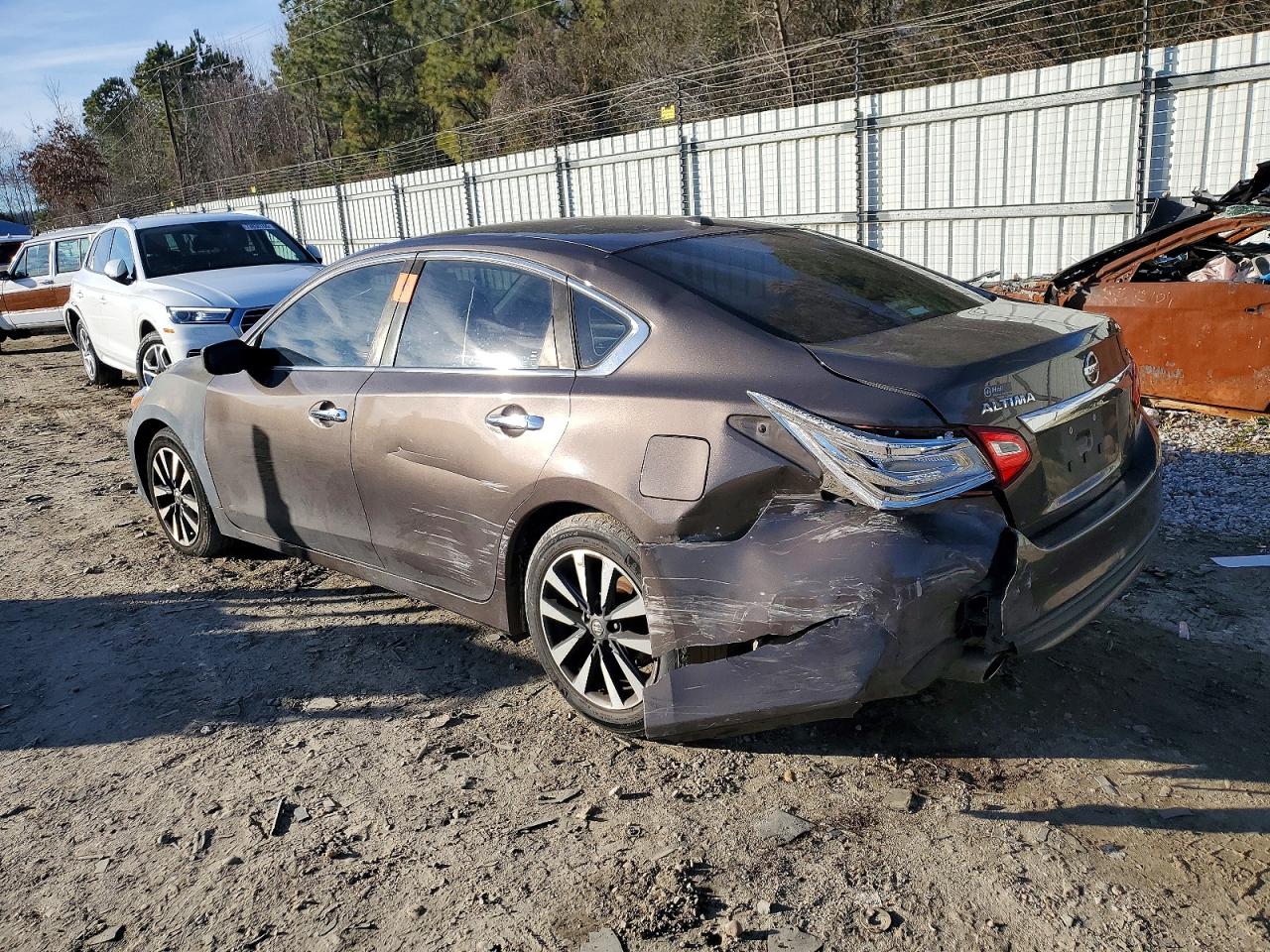 2017 NISSAN ALTIMA 2.5 SV photo 3