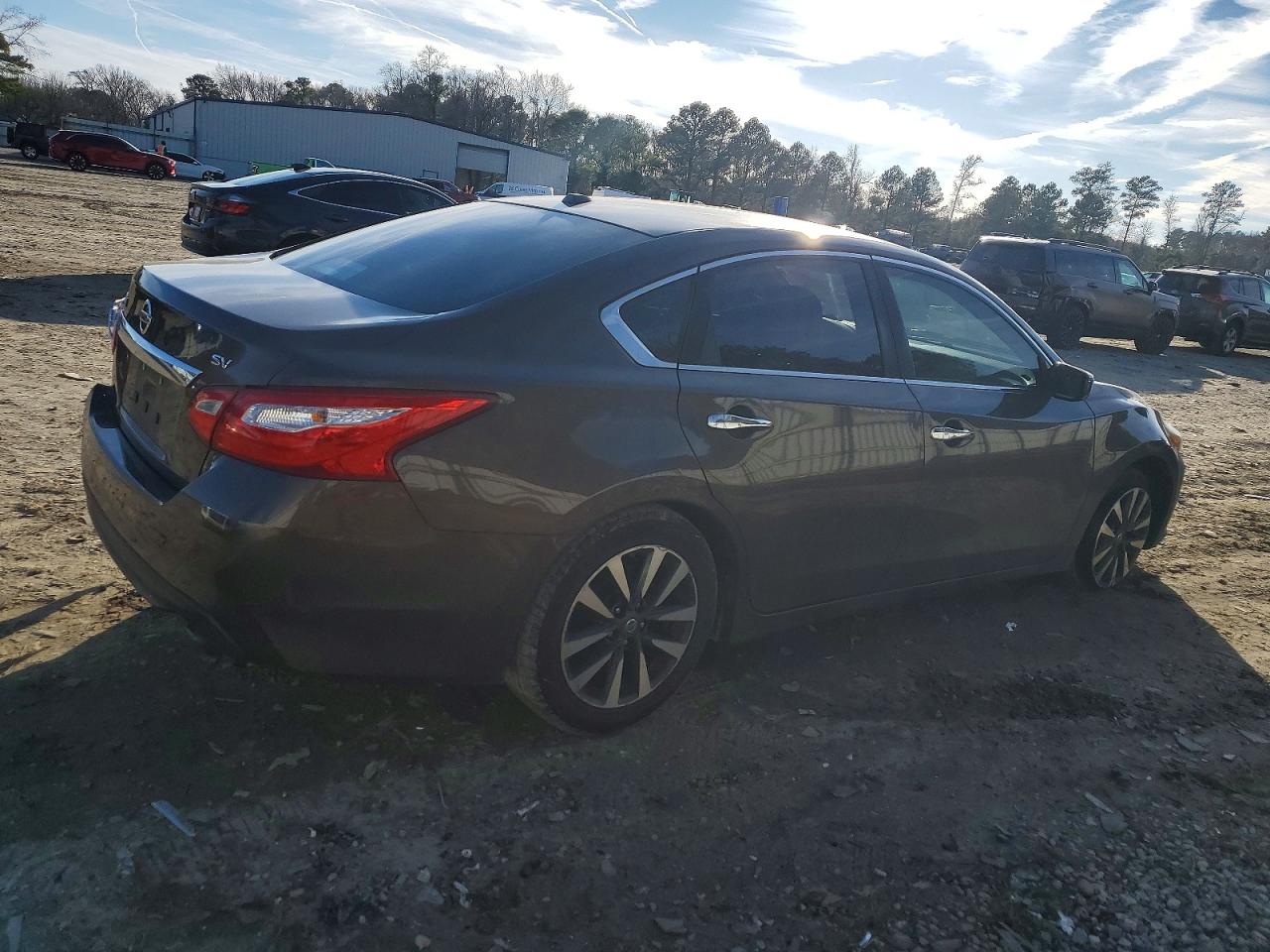 2017 NISSAN ALTIMA 2.5 SV photo 5