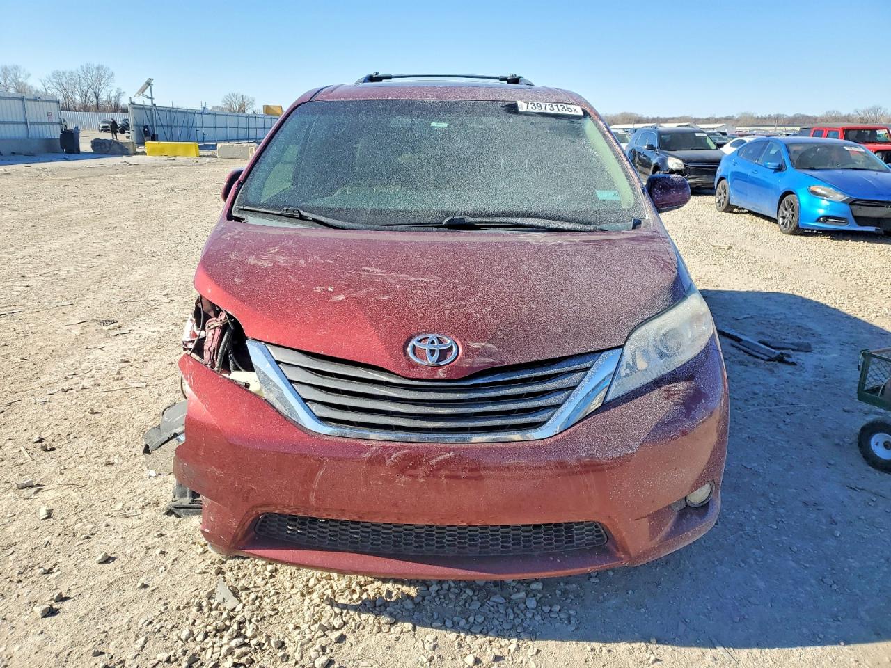 2013 TOYOTA SIENNA BASE 7-PASSENGER photo 5