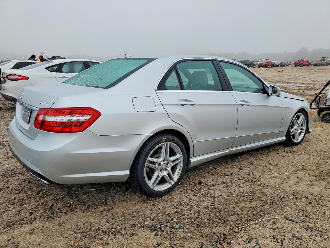 2011 MERCEDES-BENZ E 350 4MATIC photo 3