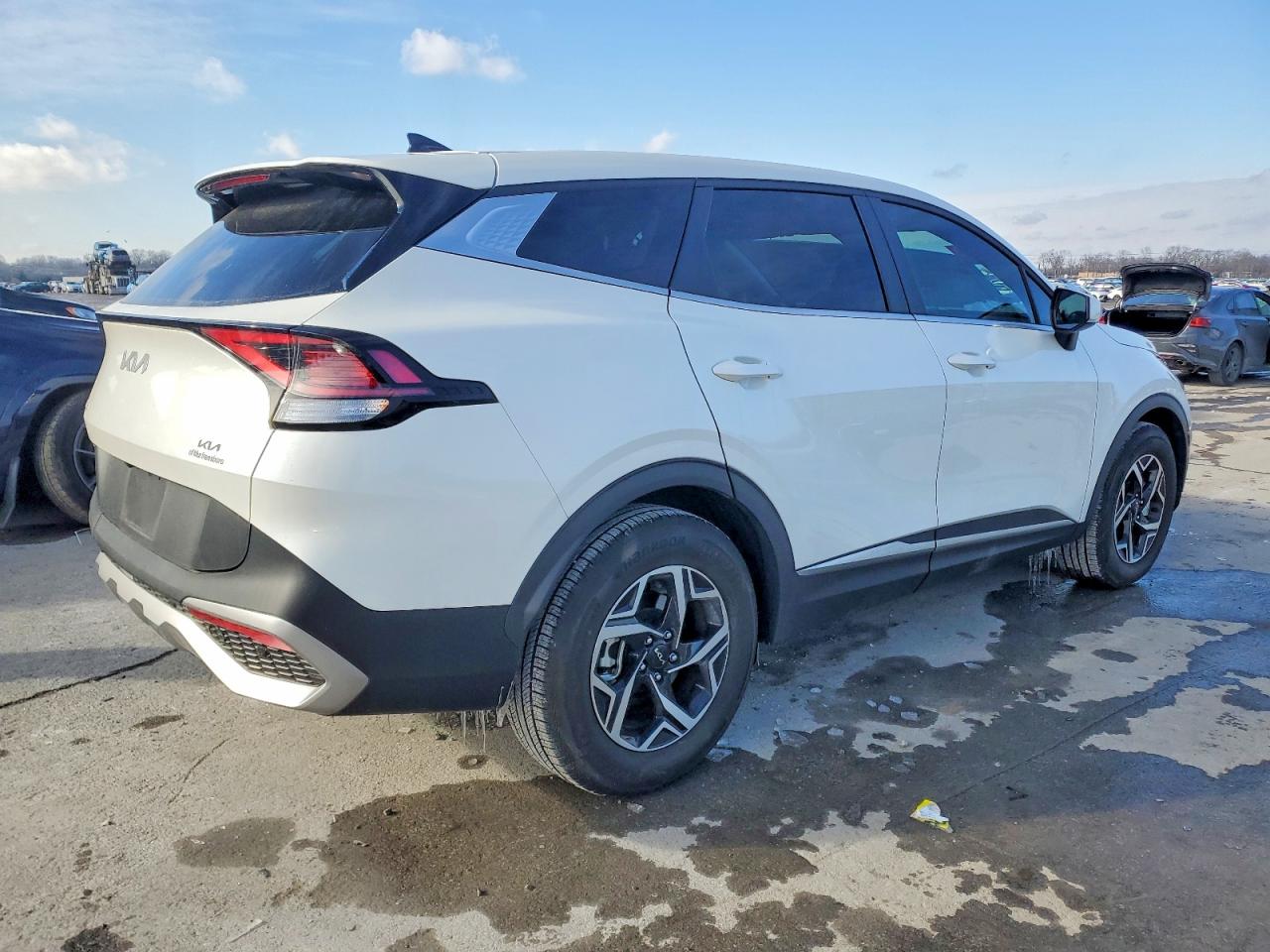 2025 KIA SPORTAGE LX photo 7