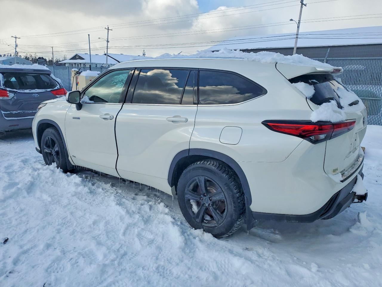 2021 TOYOTA HIGHLANDER HYBRID XLE photo 2