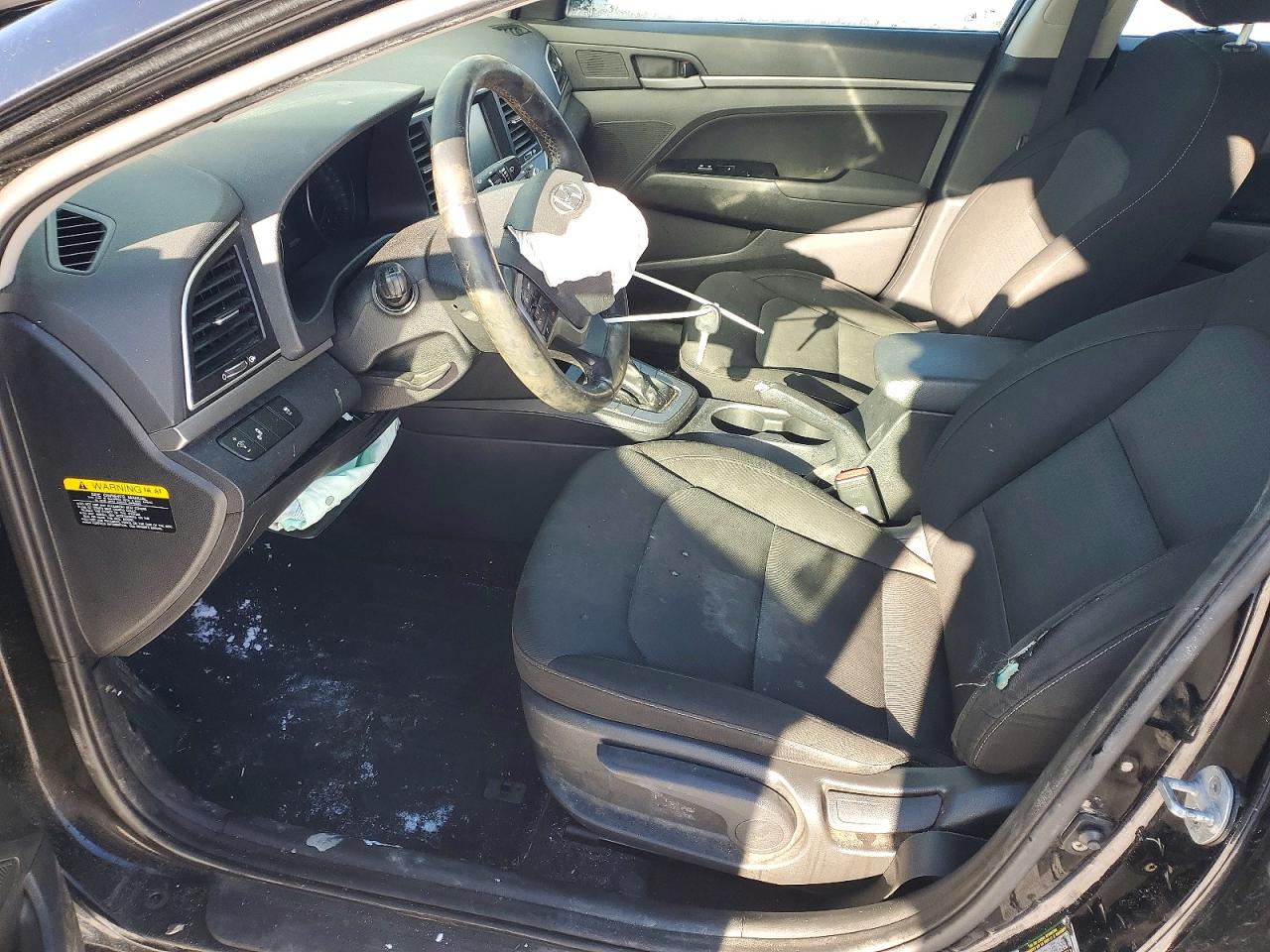 2017 HYUNDAI ELANTRA SE photo 7