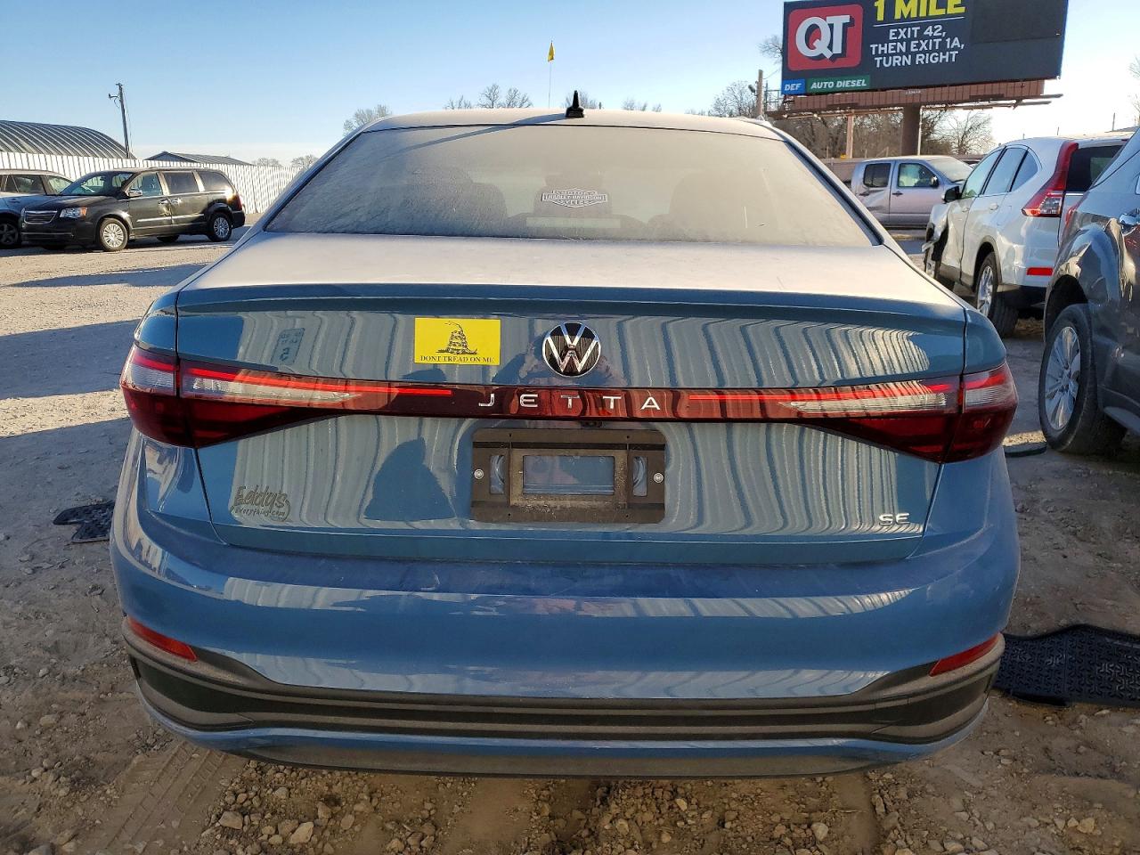 2025 VOLKSWAGEN JETTA SE photo 11