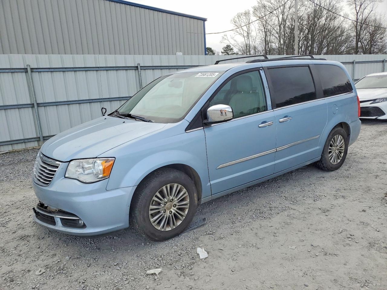 2013 CHRYSLER TOWN & COUNTRY