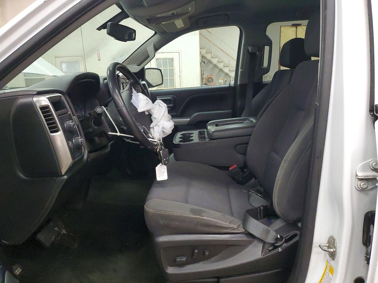 2018 CHEVROLET SILVERADO K1500 LT photo 13