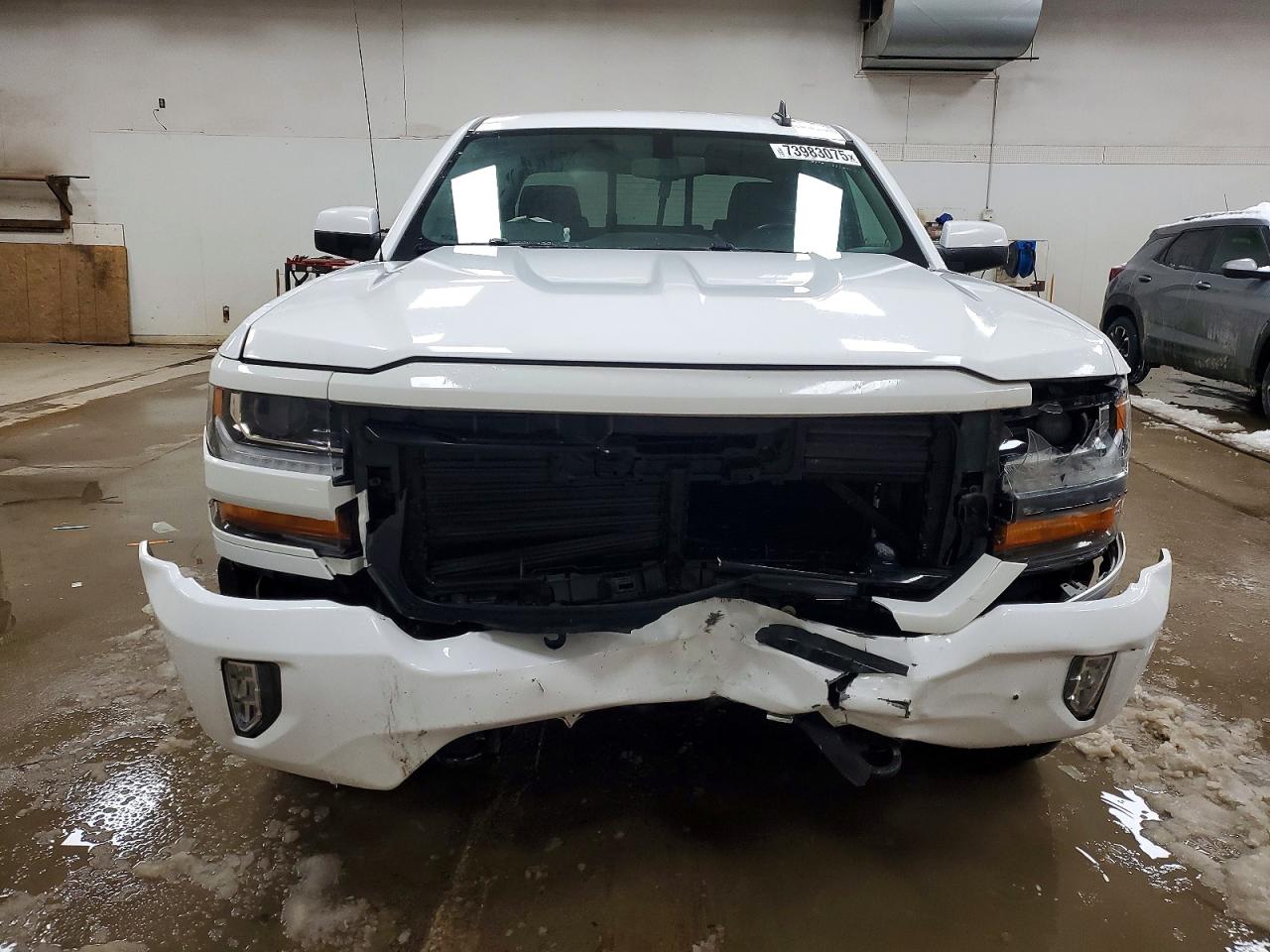 2018 CHEVROLET SILVERADO K1500 LT photo 9