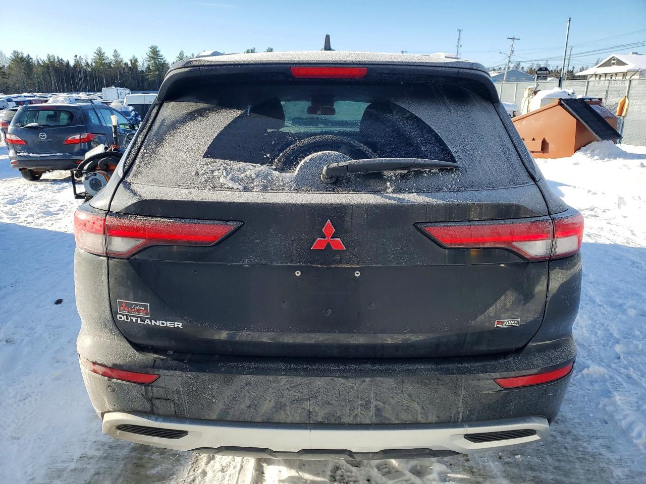 2024 MITSUBISHI OUTLANDER SE photo 6