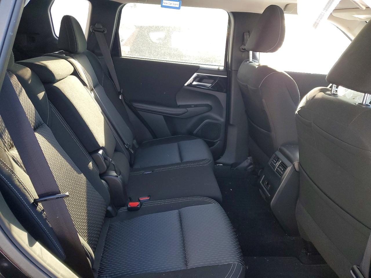 2024 MITSUBISHI OUTLANDER SE photo 11