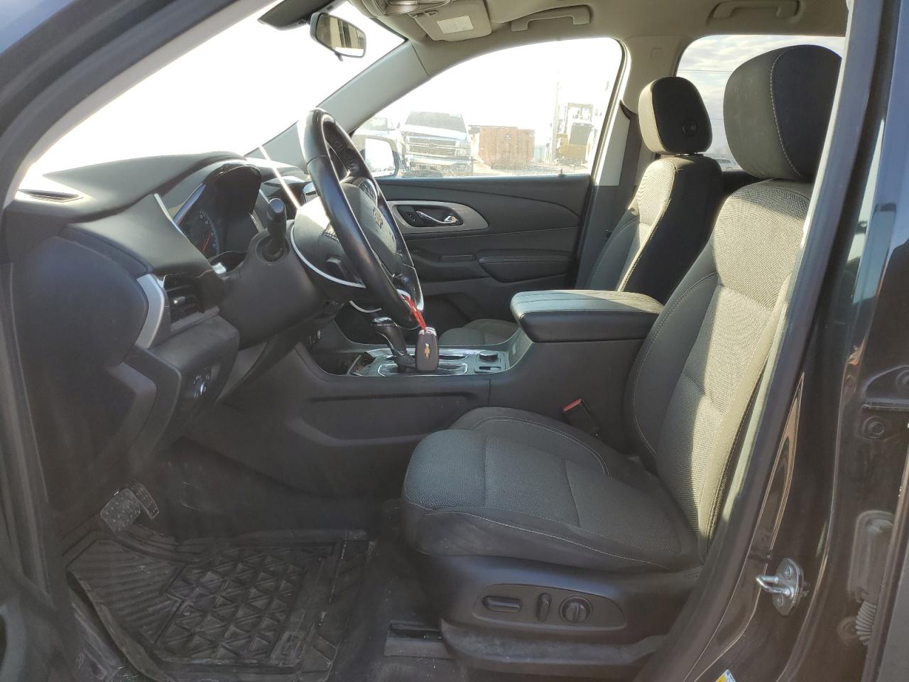 2020 CHEVROLET TRAVERSE LT photo 13