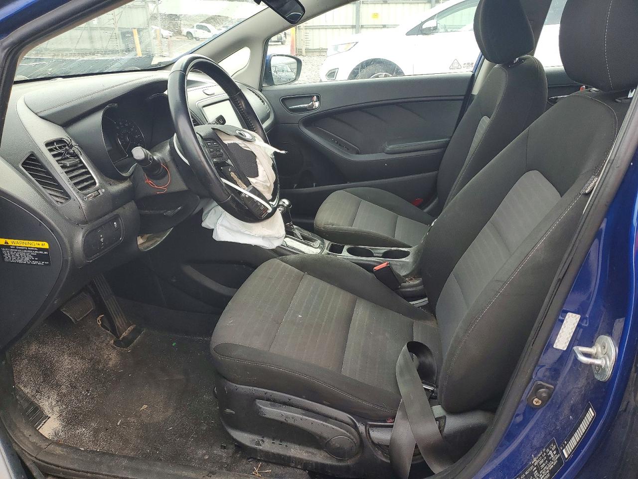 2017 KIA FORTE LX photo 7