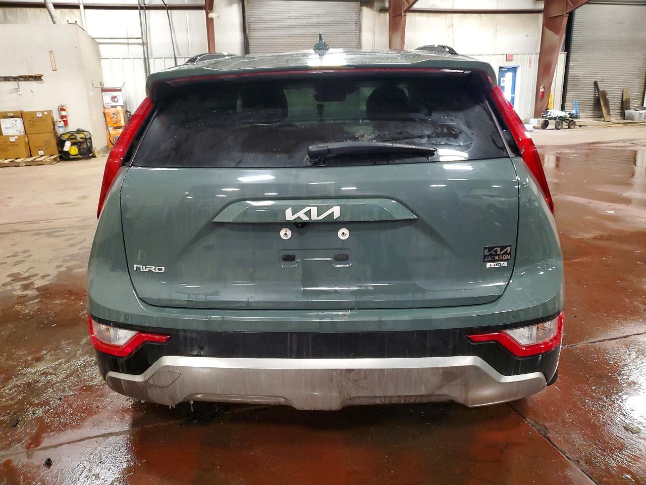 2025 KIA NIRO EX TOURING photo 11