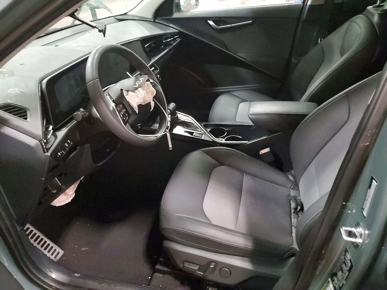 2025 KIA NIRO EX TOURING photo 13