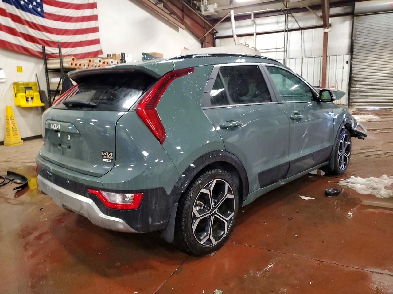 2025 KIA NIRO EX TOURING photo 5