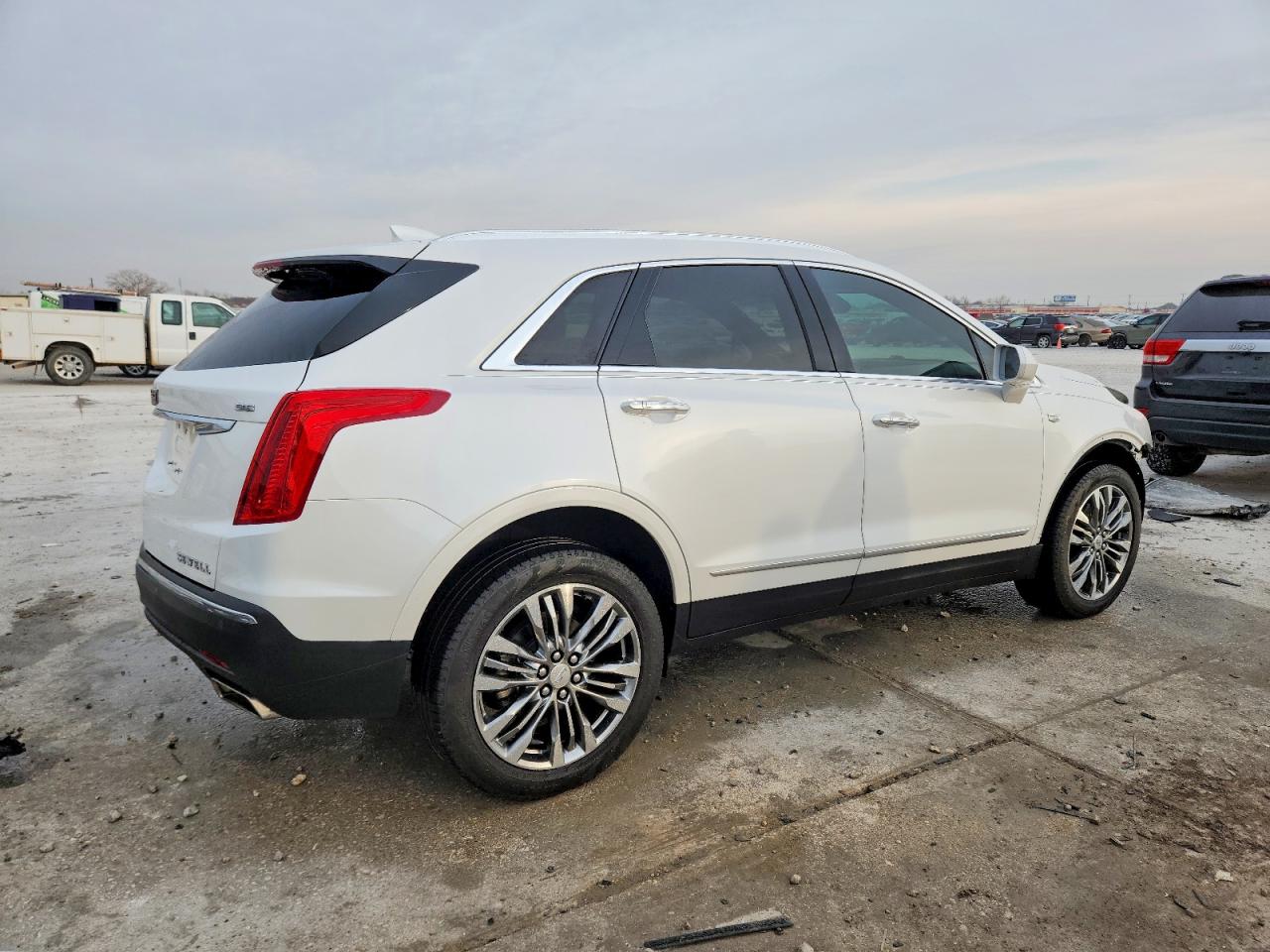2019 CADILLAC XT5 LUXURY photo 5