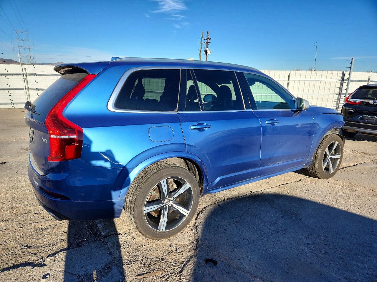 2017 VOLVO XC90 T6 photo 5