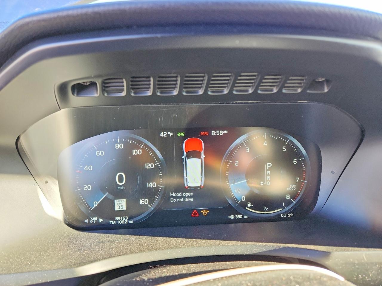 2017 VOLVO XC90 T6 photo 17