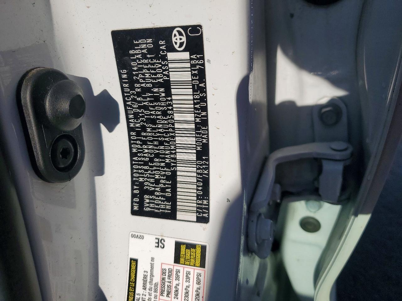 2023 TOYOTA COROLLA LE photo 23