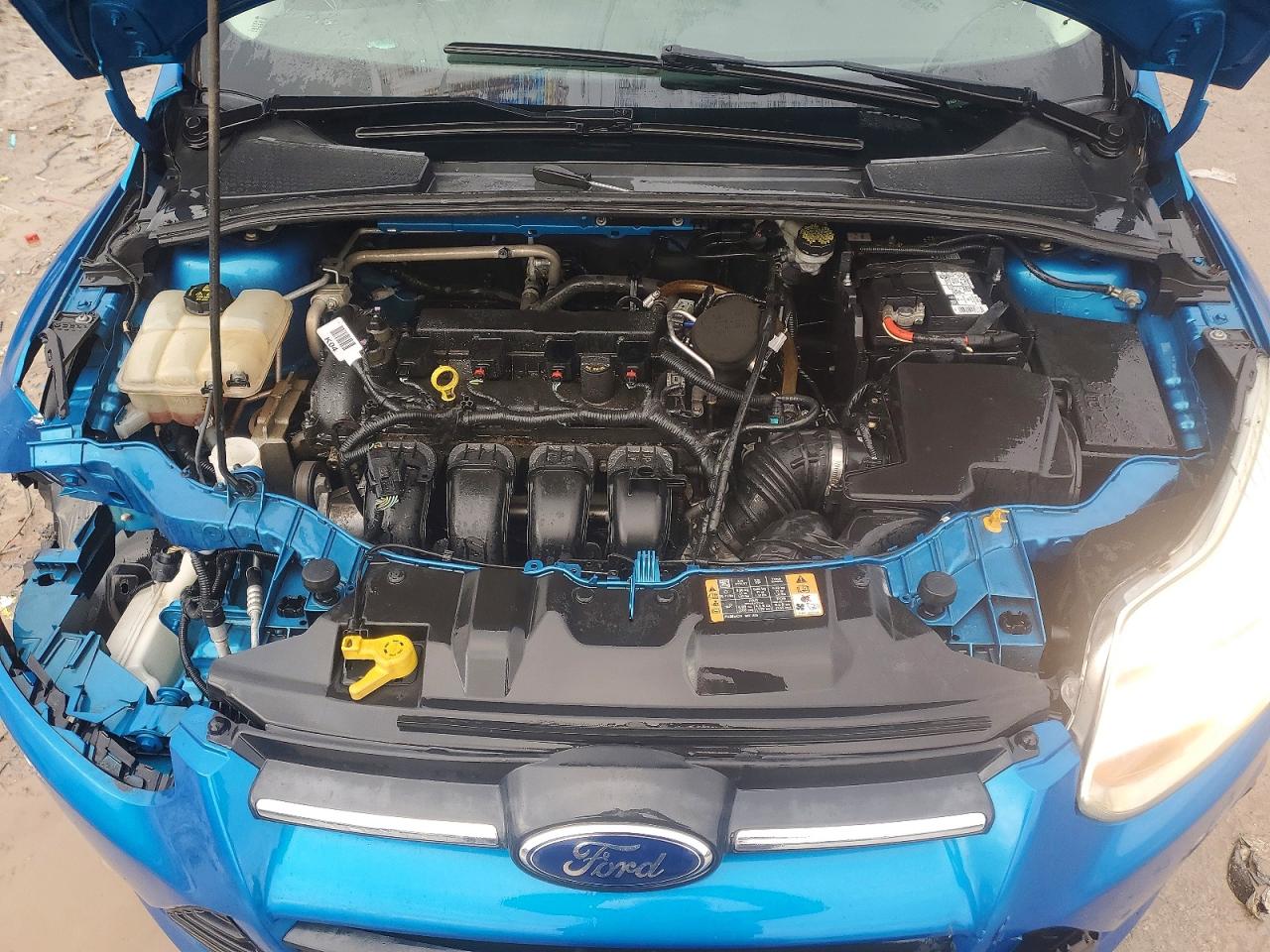 2014 FORD FOCUS SE photo 21