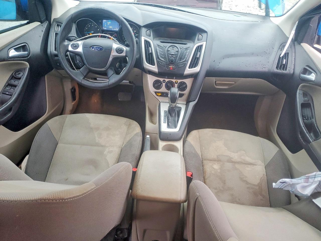 2014 FORD FOCUS SE photo 15