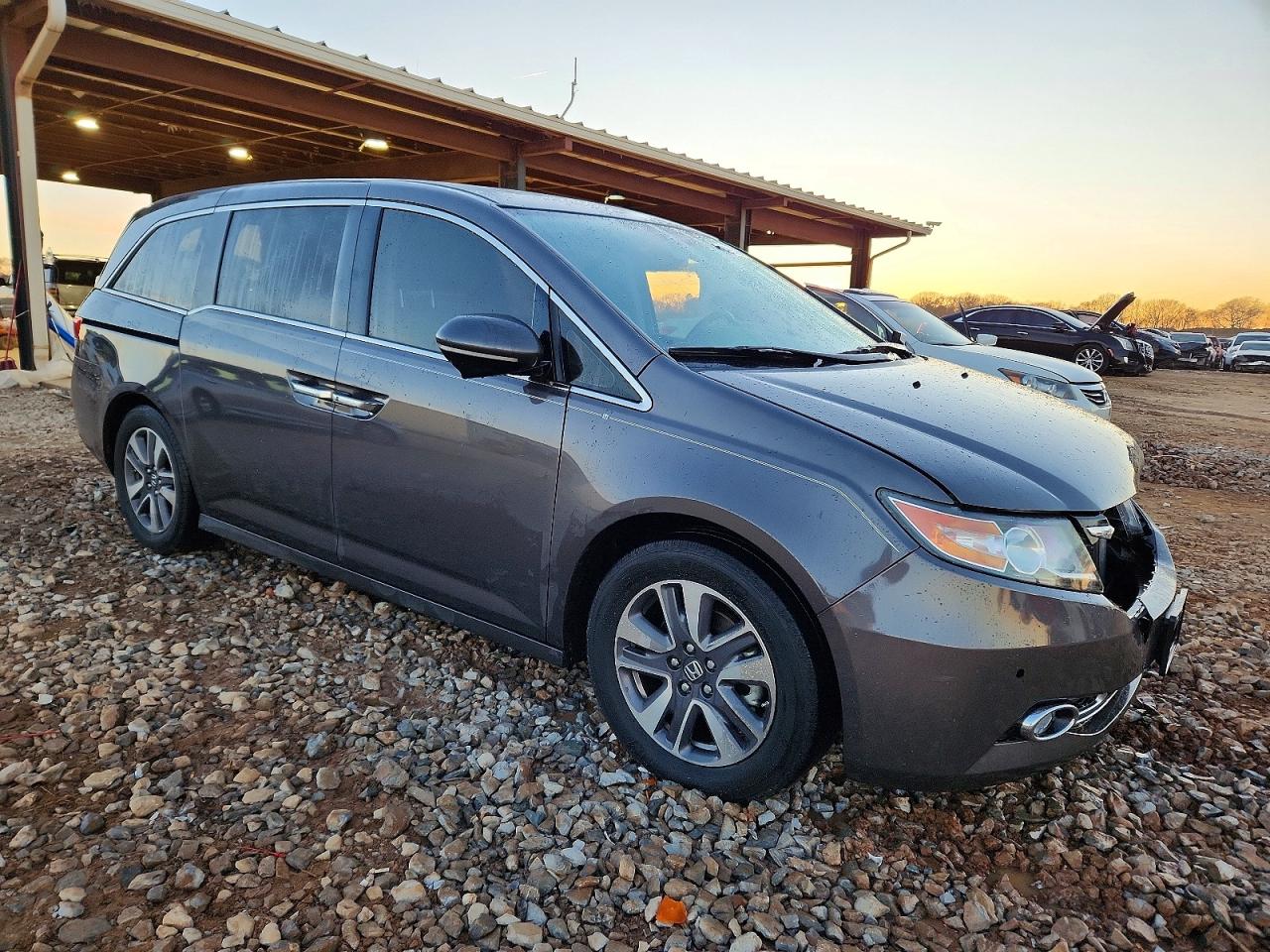 2016 HONDA ODYSSEY TOURING photo 10