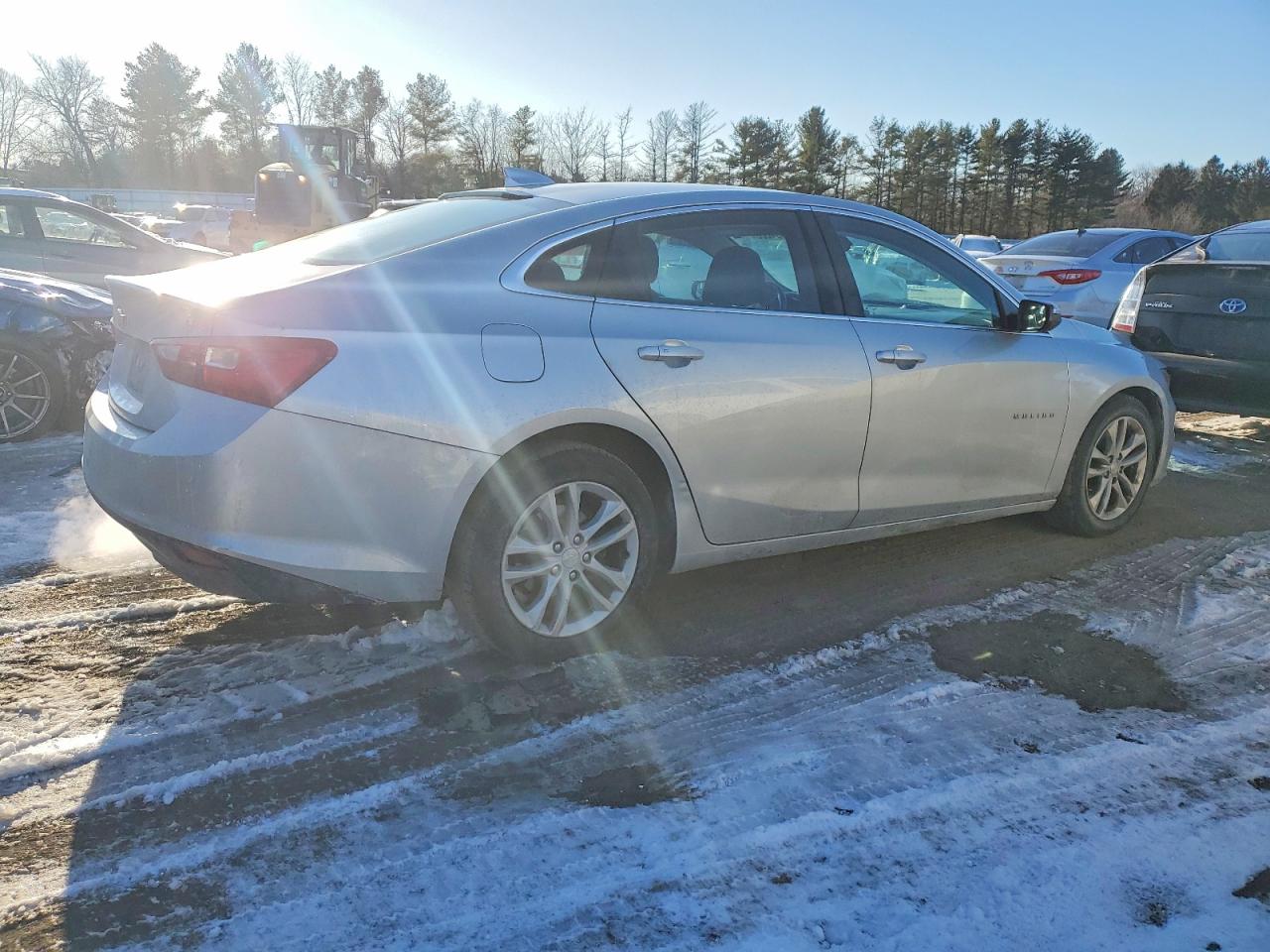 2016 CHEVROLET MALIBU LT photo 3