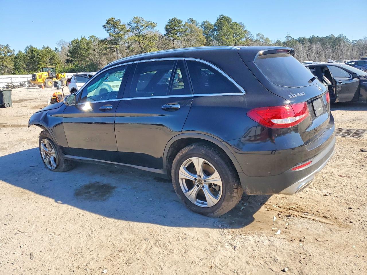 2018 MERCEDES-BENZ GLC 300 photo 2