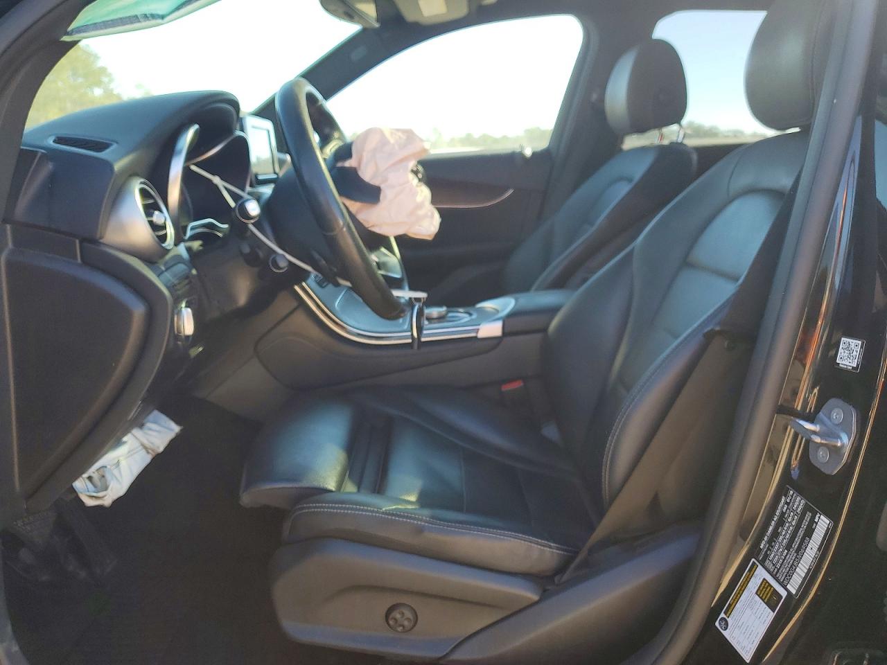 2018 MERCEDES-BENZ GLC 300 photo 7