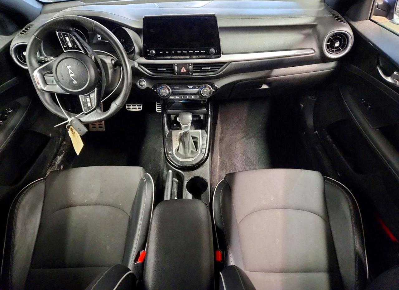 2023 KIA FORTE GT LINE photo 15